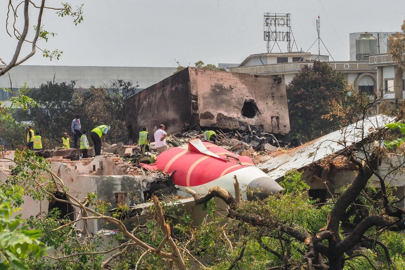 « Un miracle total » : elle arrive avec 10 minutes de retard à l’aéroport et échappe au crash d’Air India