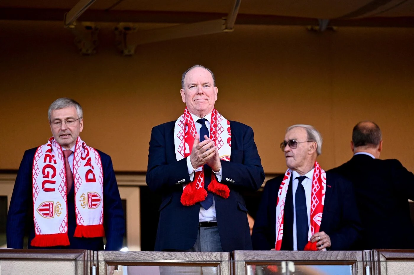 « Un très grand moment pour le sport monégasque » : le prince Albert II salue le titre historique de Vacherot à Shanghai