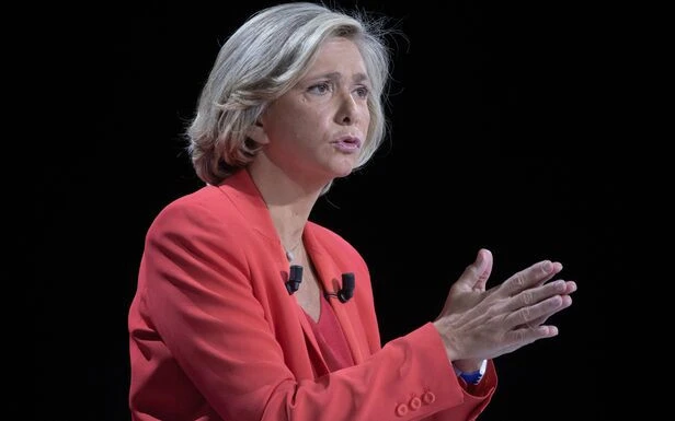 Macron giflé : face à la «crise d’autorité», Pécresse veut le retour des peines planchers