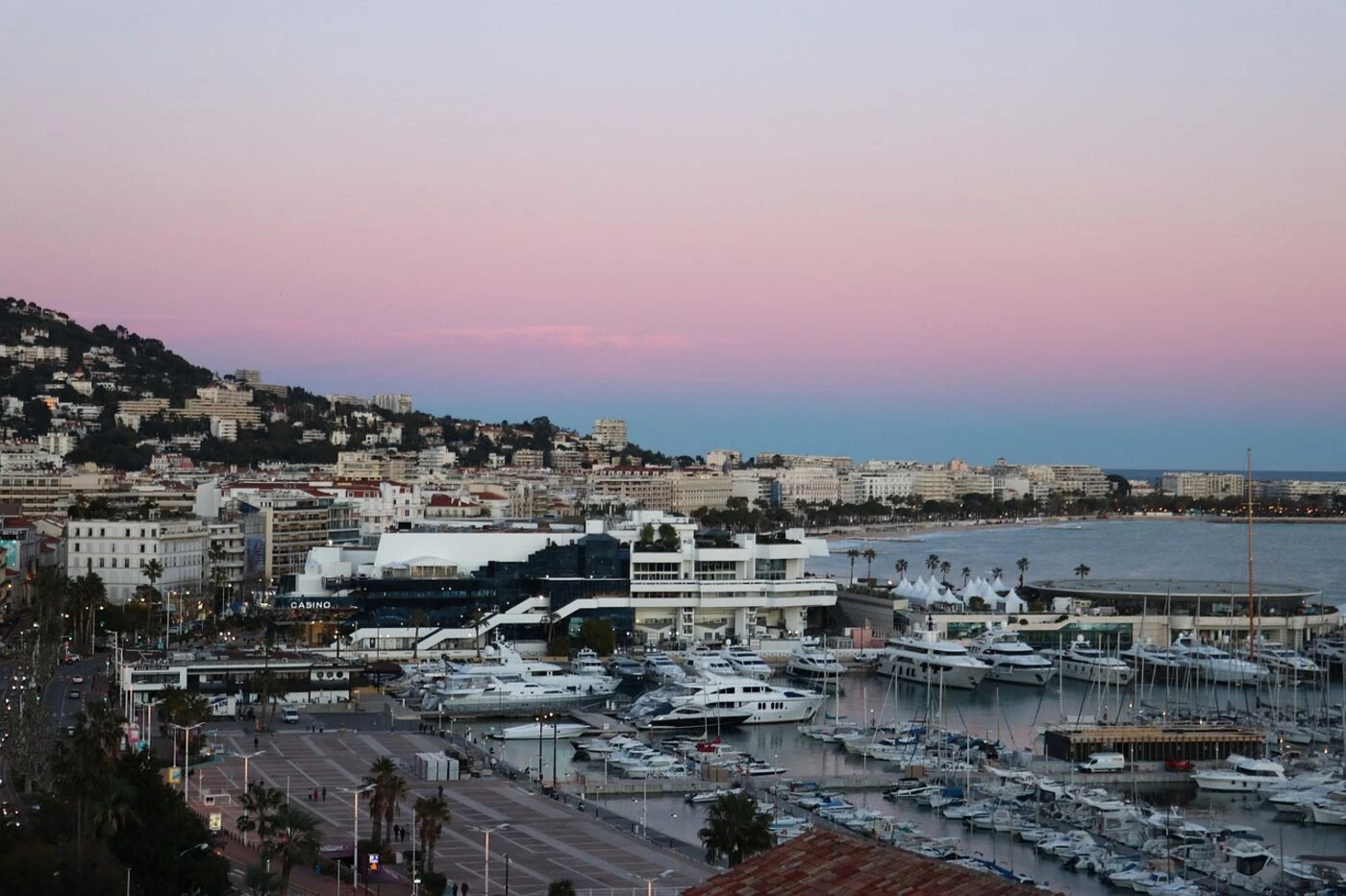 « Je n’entendais plus que ça » : une alarme sonne pendant 19 jours et rend fous les habitants d’un quartier de Cannes
