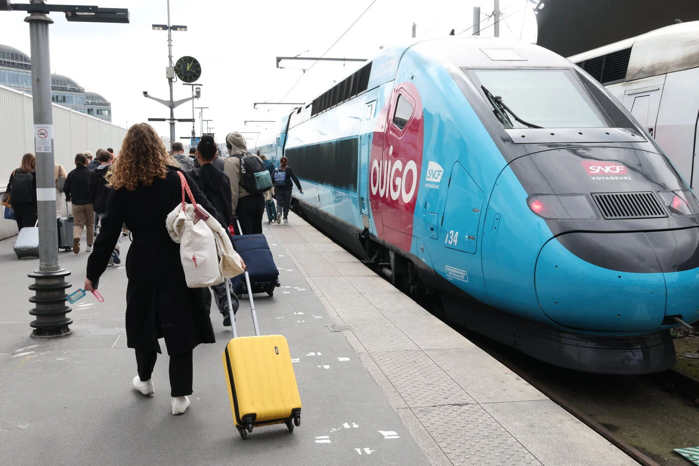 « Trois fois plus qu’une journée classique » : ruée sur les billets SNCF à l’ouverture des ventes pour Noël
