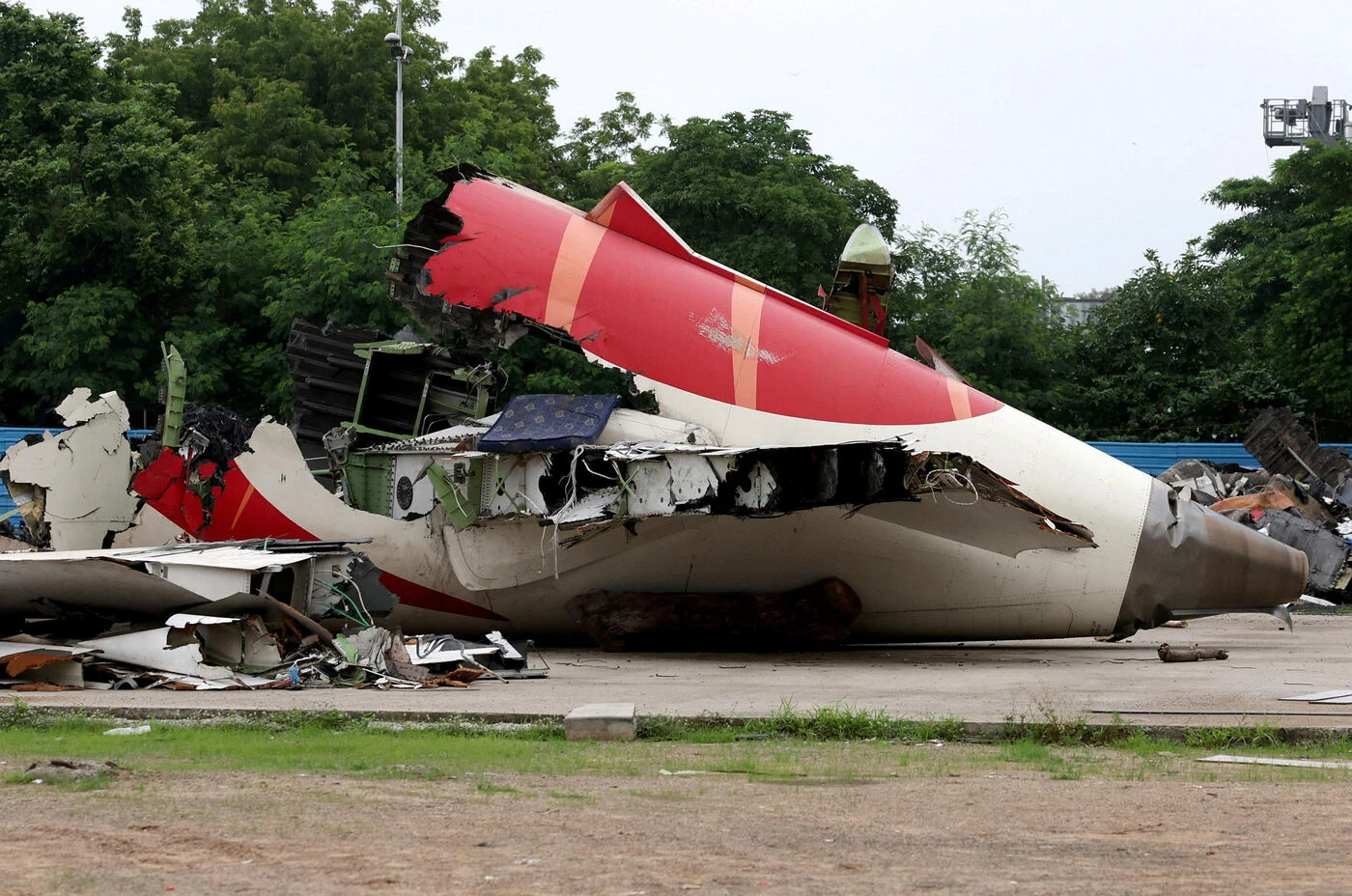 Crash d’Air India : sous « champignons magiques », un ancien pilote avait lui aussi coupé les moteurs d’un avion par le passé