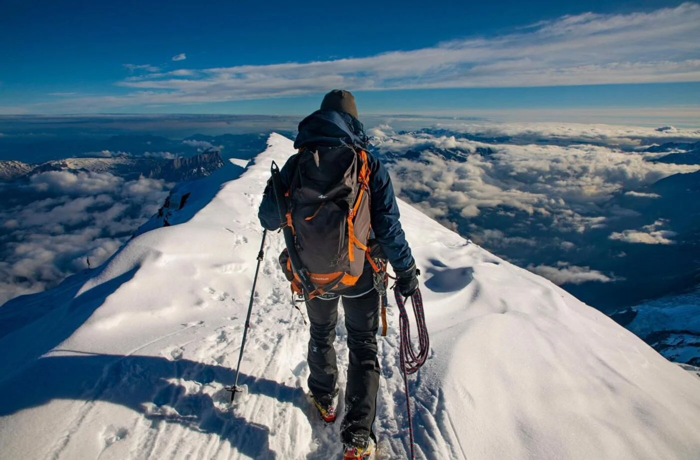 Cinq alpinistes allemands, dont un père et sa fille de 17 ans, meurent dans une avalanche en Italie