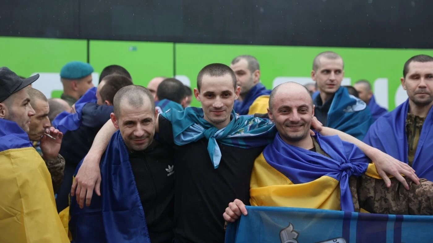 Guerre en Ukraine : Kiev et Moscou ont échangé 185 militaires emprisonnés de chaque camp