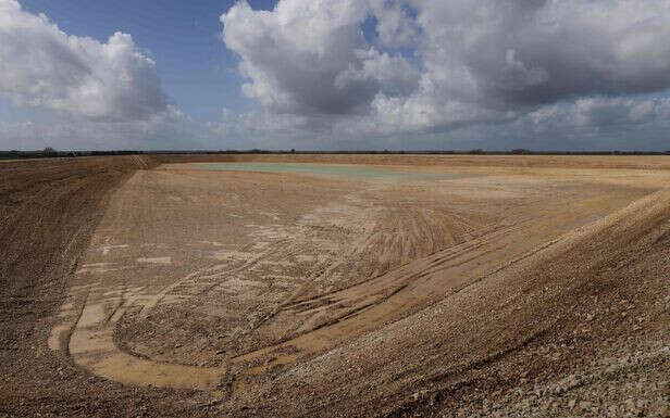 Mégabassines dans les Deux-Sèvres : ce qu’en disent vraiment le Giec et le BRGM 