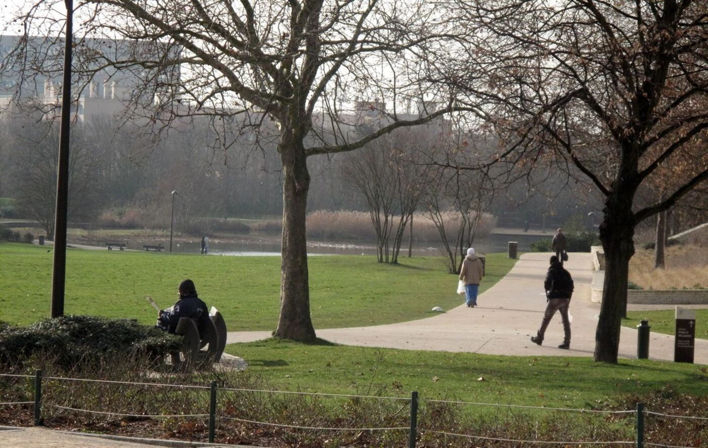 Nanterre : elle aurait refusé sa demande en mariage, une femme agressée au cutter par son conjoint