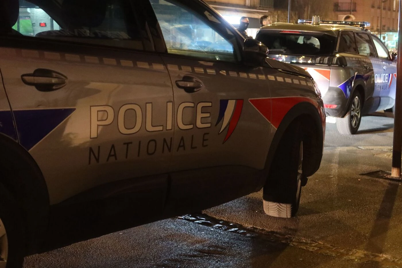 Lyon : une adolescente de 15 ans séquestrée dans un appartement et forcée à se prostituer, trois interpellations
