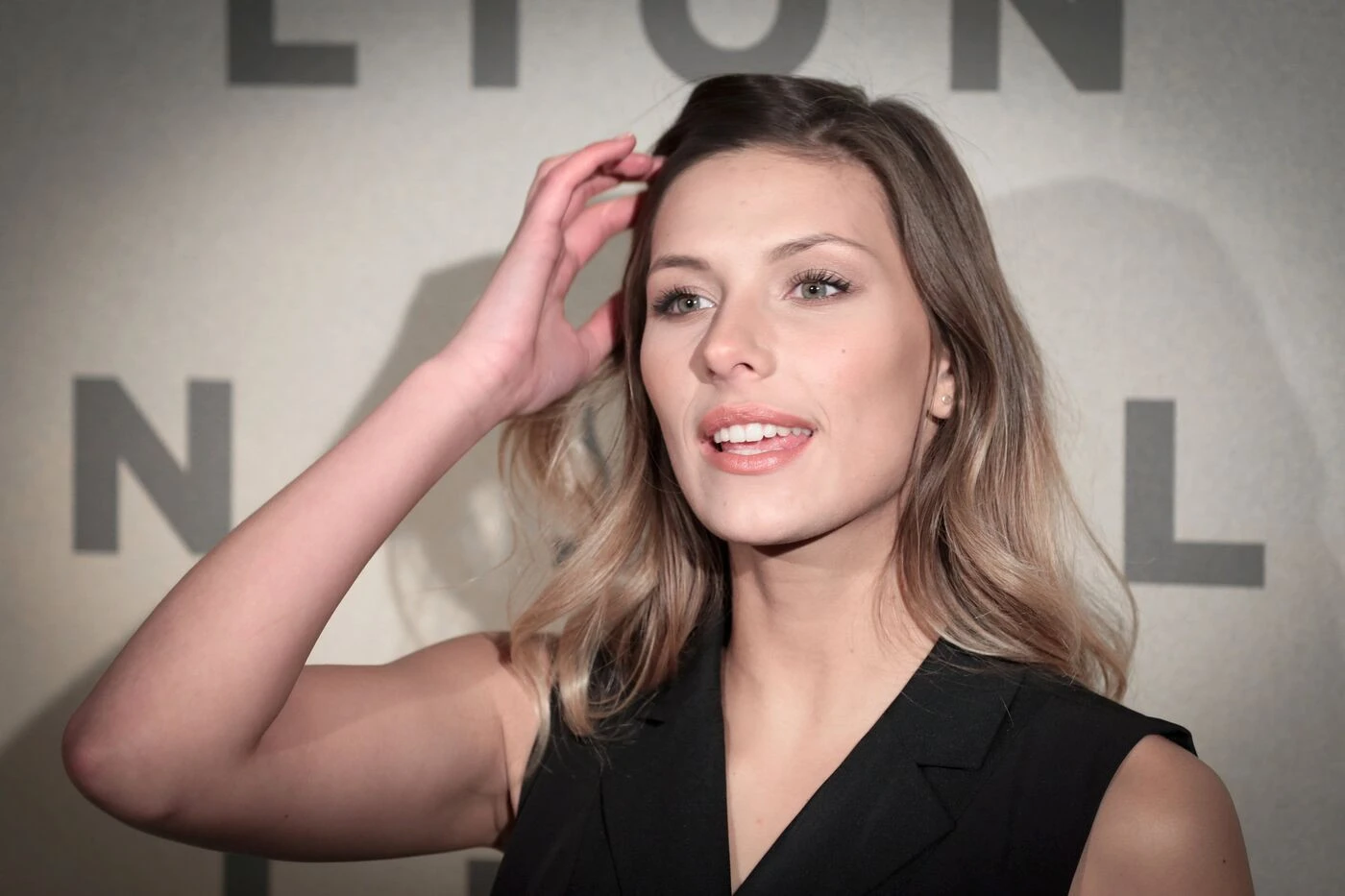« C’est incurable » : comment Camille Cerf vit au quotidien avec sa maladie chronique, le lipœdème