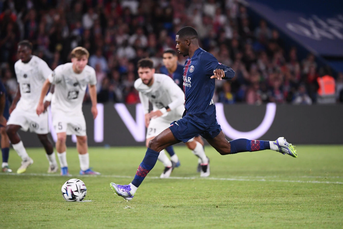 DIRECT. Toulouse-PSG : suivez le match des Parisiens en déplacement chez une équipe en forme de Ligue 1