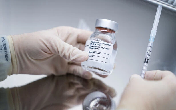 Covid-19 : le candidat vaccin de CureVac affiche de premiers résultats décevants