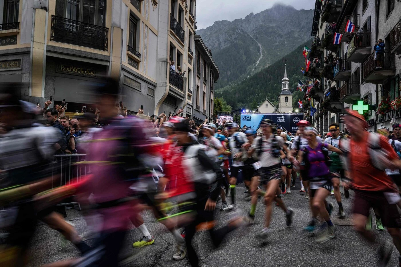 UTMB : Tempêtes, souffrances, abandons et vainqueurs « exotiques », Chamonix a tenu ses promesses