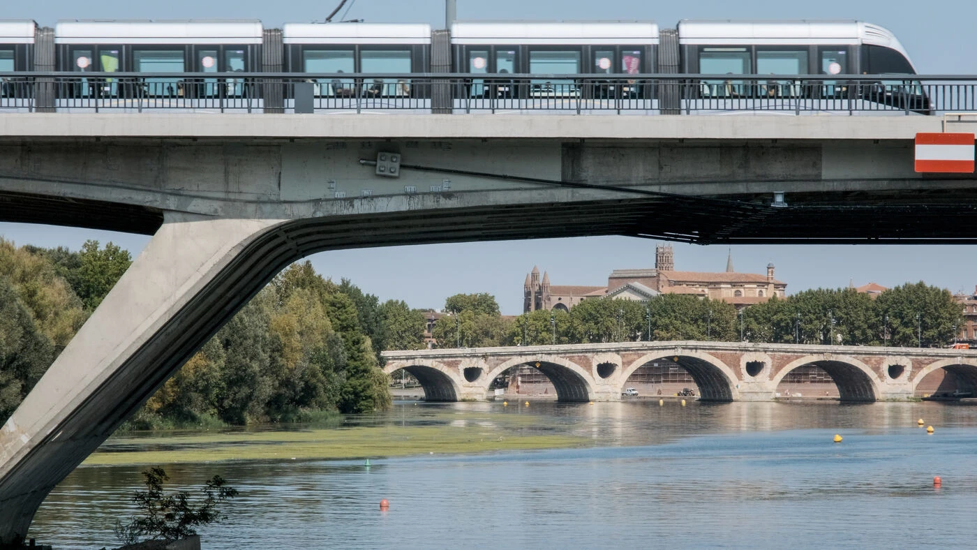 Découvrez le plus petit fleuve de France : à Toulouse, une expo et des visites montrent la Garonne dans tous ses états