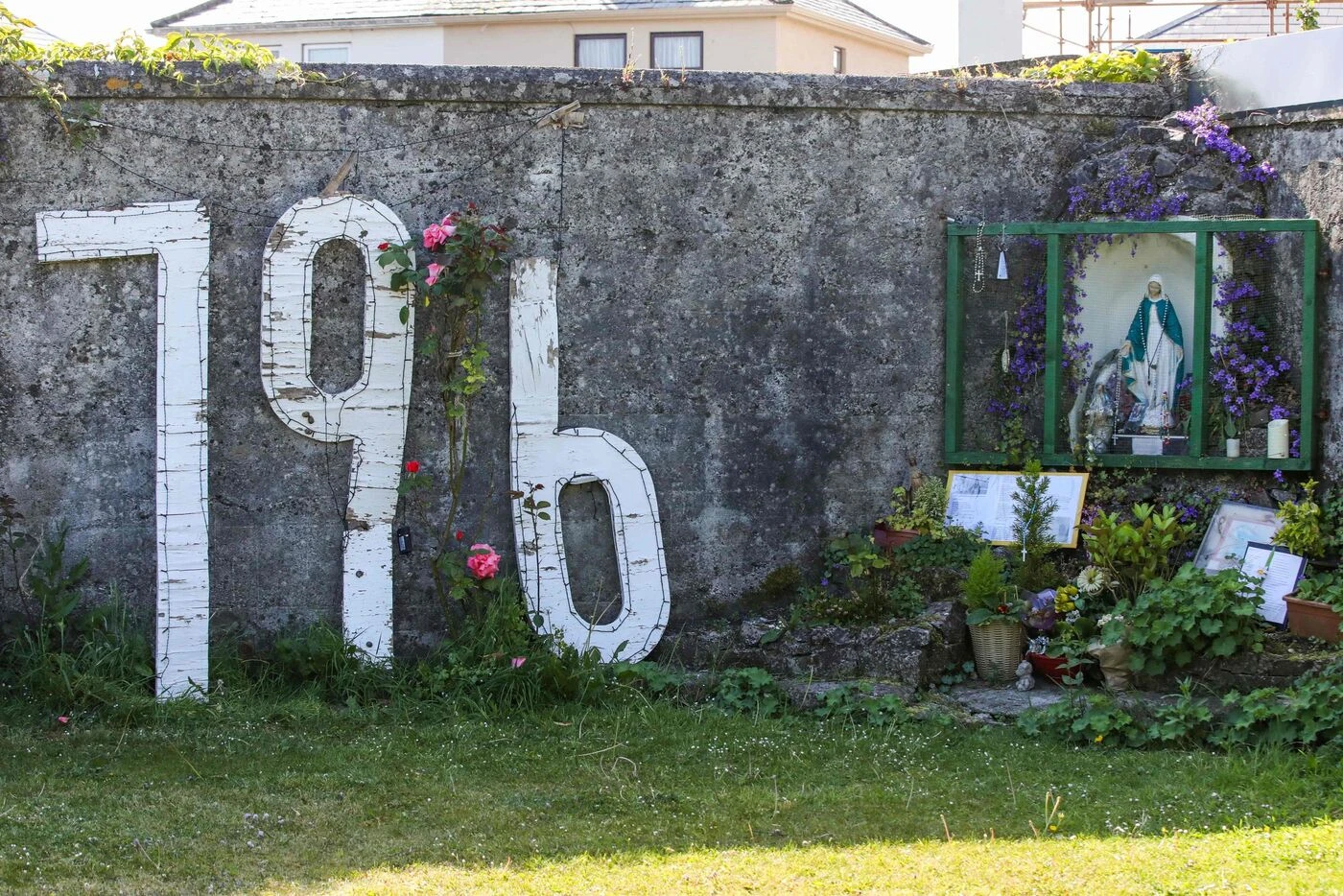 Fosse commune de 796 enfants : l’Irlande entame des fouilles pour identifier les victimes d’un ancien foyer catholique