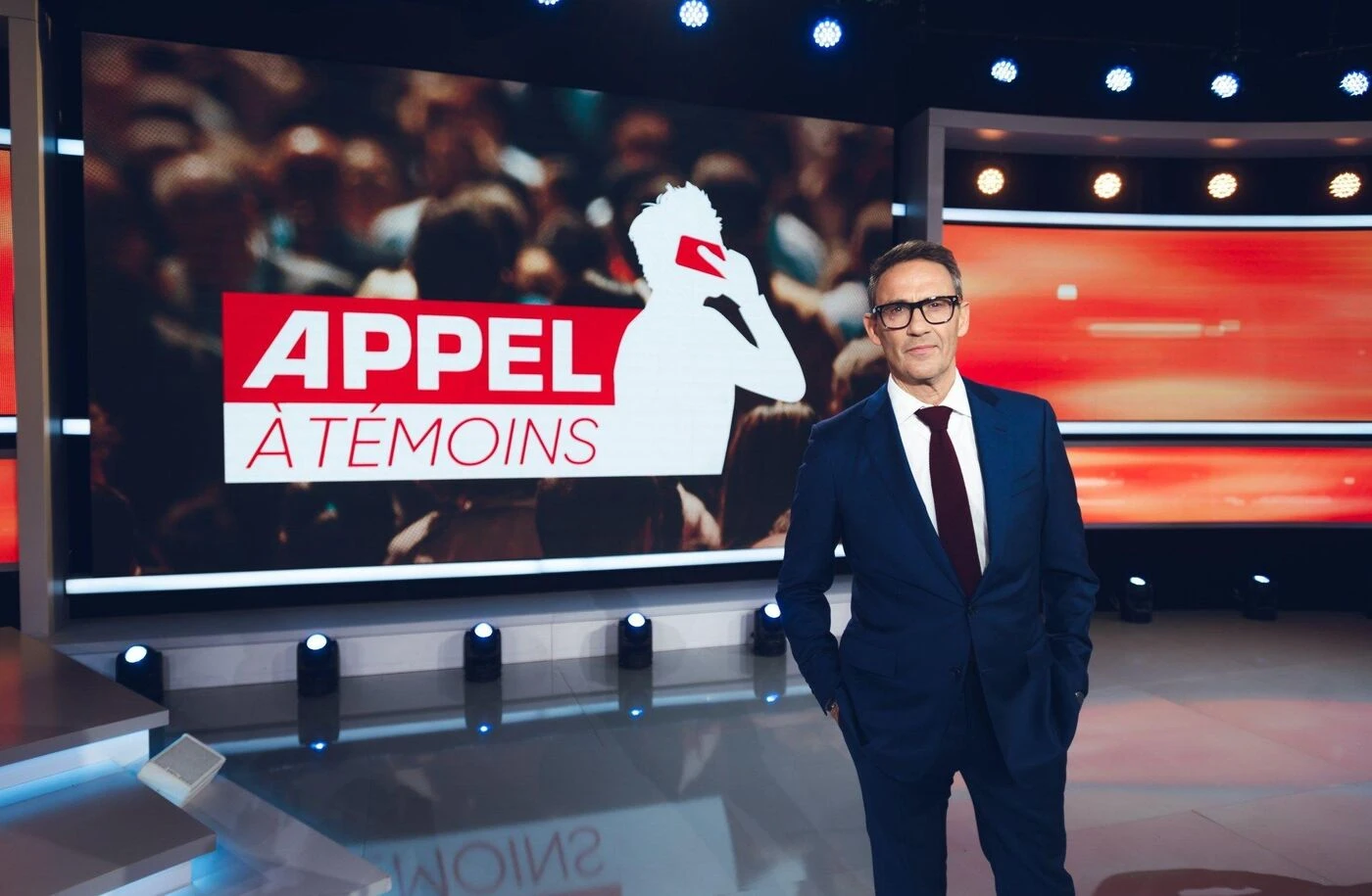 « Allez-y, chargez-moi » : Julien Courbet assume après le témoignage d’un faux prêtre dans l’affaire Dupont de Ligonnès