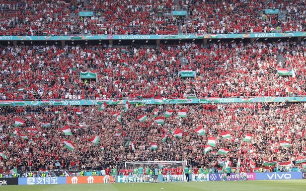 Hongrie-France : des cris de singe dans le public ? L’UEFA ouvre une enquête