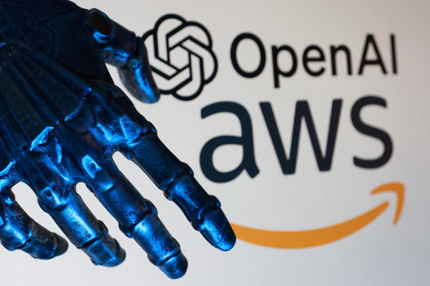 IA : OPenAI débourse 33 millions d’euros pour racheter des services cloud à Amazon