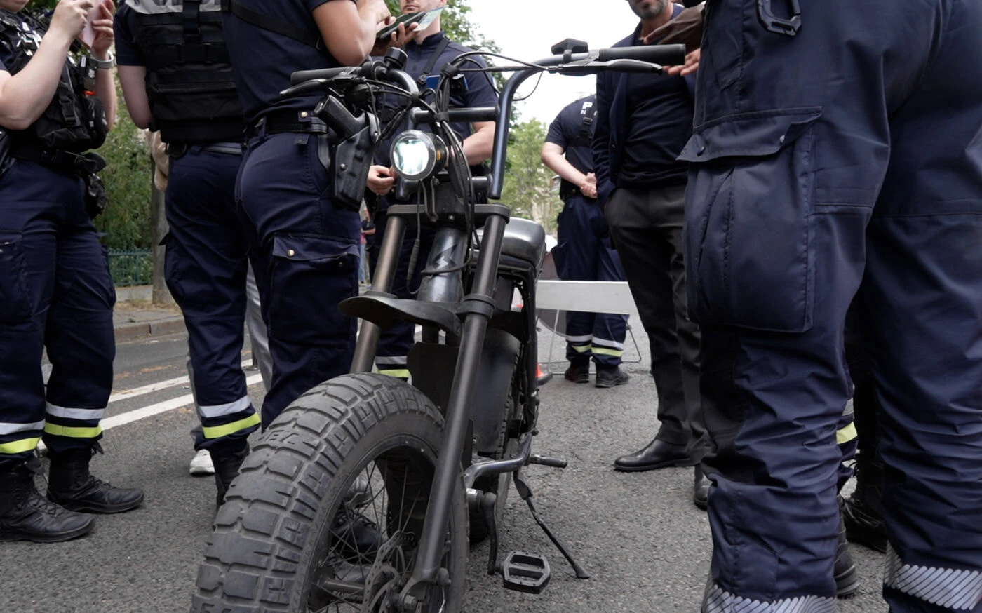 Fatbikes : pourquoi ces gros vélos électriques posent problèmeÉcouter