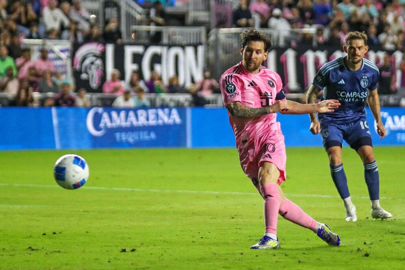 Football : la vidéo du superbe but de Messi d’une magnifique volée du gauche