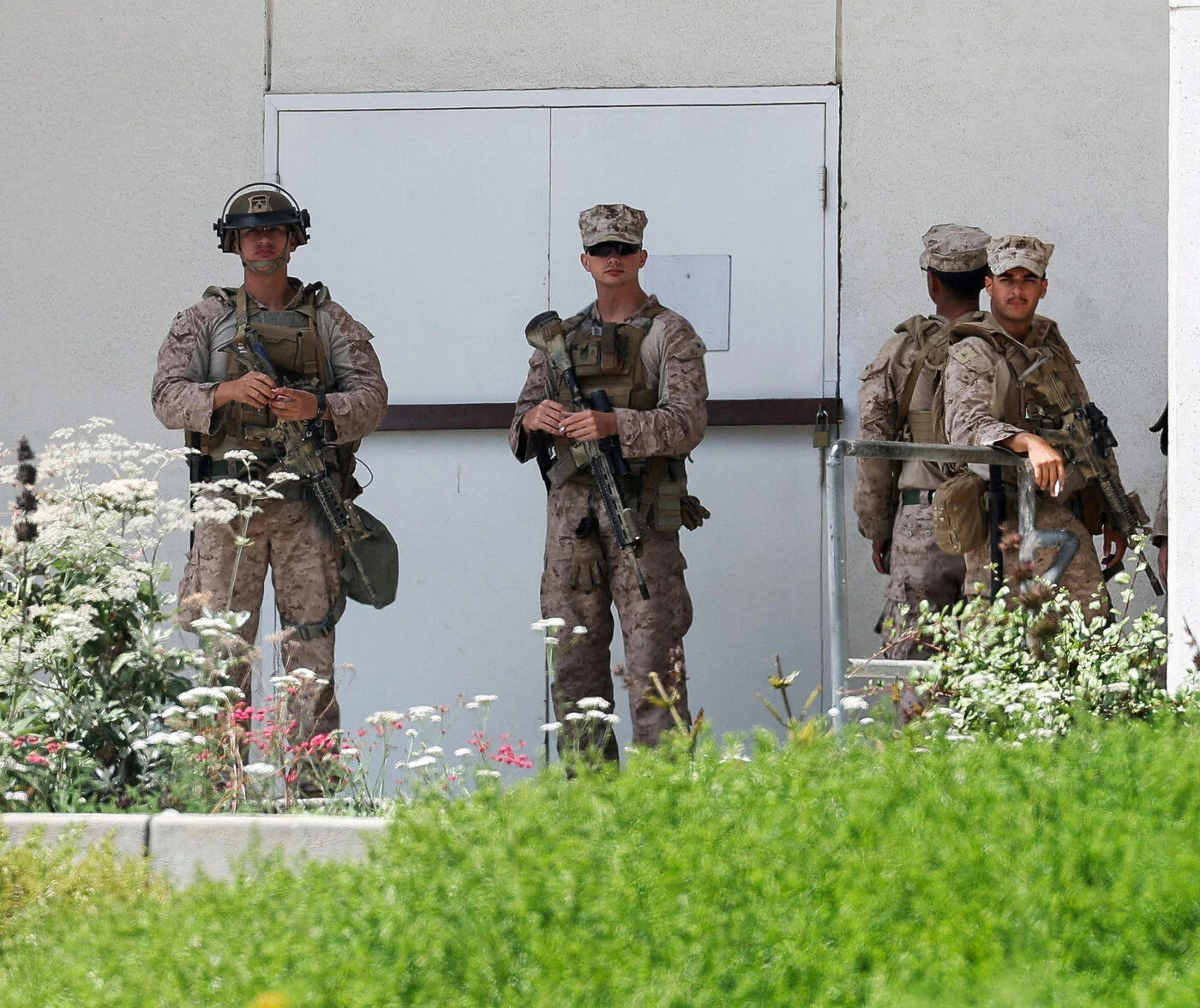 Violences à Los Angeles : les premiers Marines déployés ont débuté leurs opérations de protection