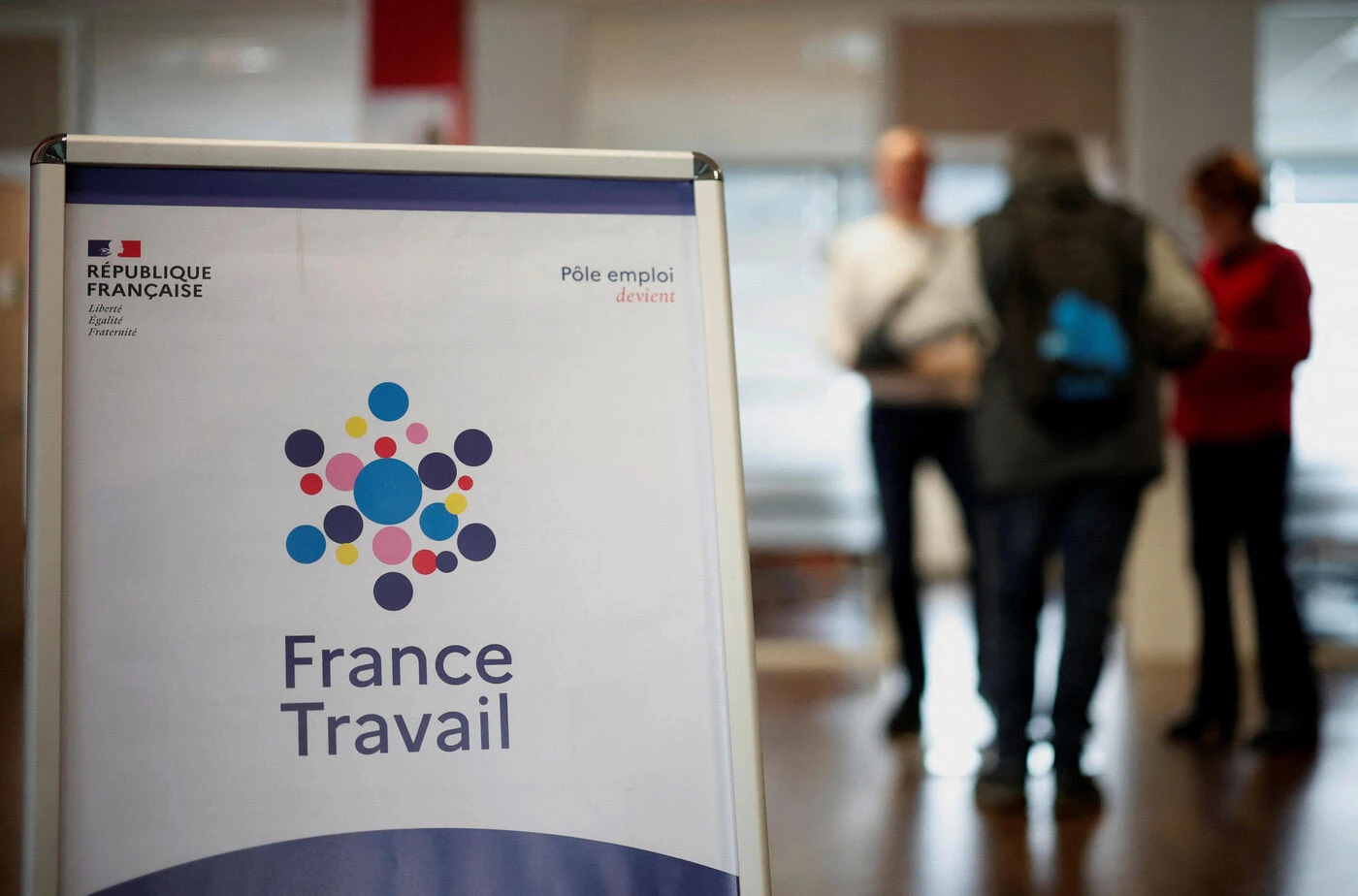 Chômage : le nombre de demandeurs d’emploi en hausse de 0,2 % après neutralisation de différents effets