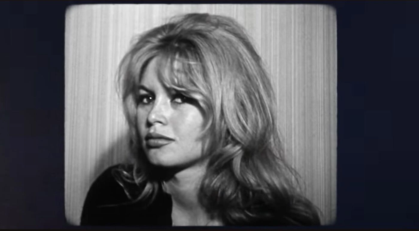 Festival de Cannes 2025 : averses, vent, sièges trempés… Brigitte Bardot plus forte que la pluie