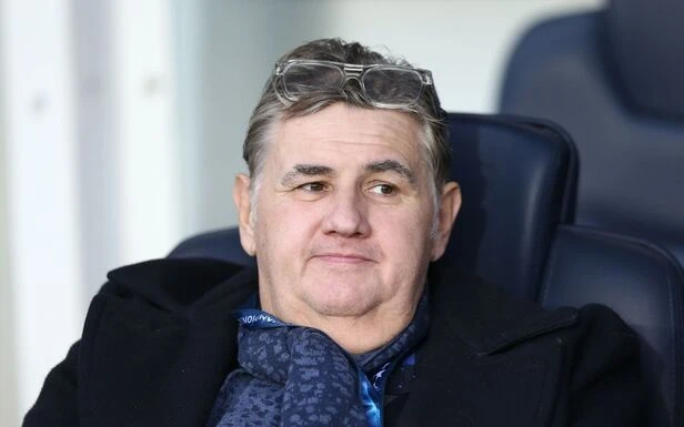 Canal+ : Pierre Ménès poussé vers la sortie