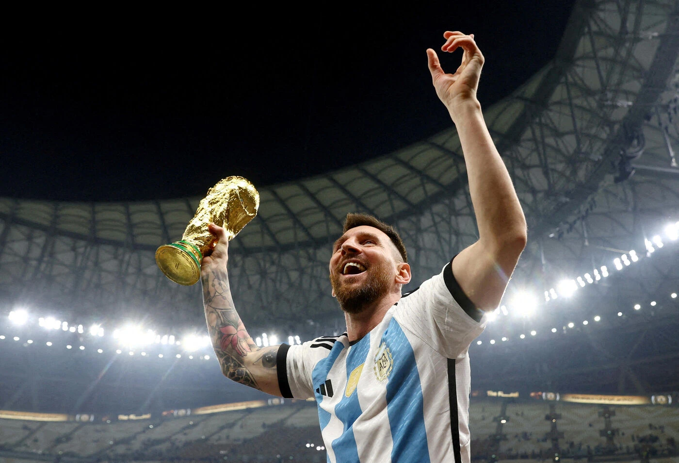 « J’ai ressenti la même chose » : Messi compare le sacre de l’Argentine au Mondial 2022 à la naissance de ses enfants