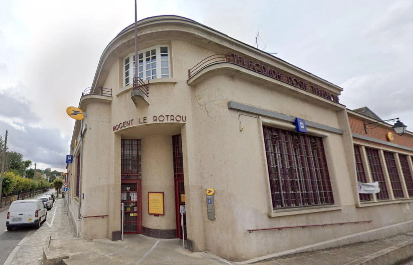 Eure-et-Loir : le bureau de poste de Nogent-le-Rotrou reconnu comme un chef-d’œuvre de l’architecture Art déco