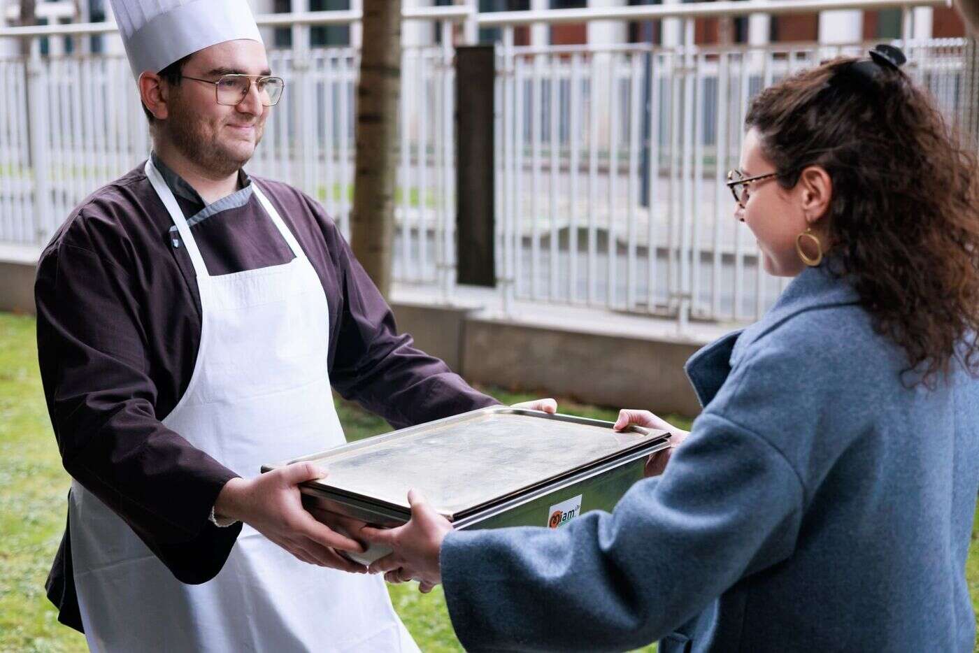 58 000 repas en un an : l’association toulousaine Miam’Up distribue les surplus alimentaires des restaurants aux plus démunis