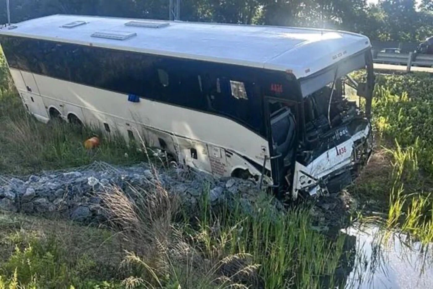 Cinq morts après un carambolage impliquant un bus sur une autoroute de Virginie