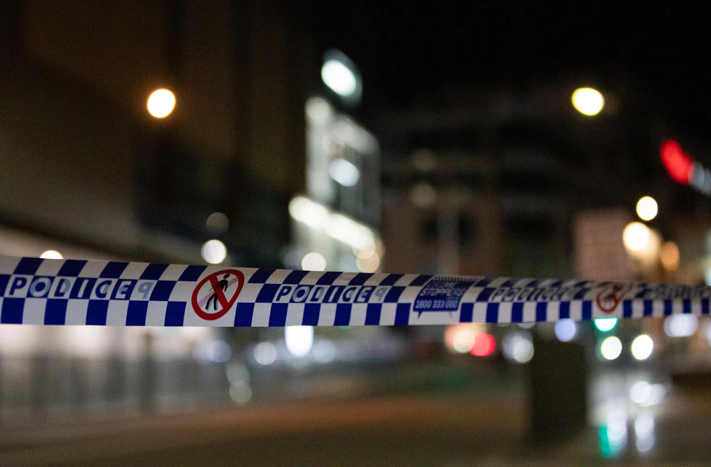 Un adolescent de 15 ans, soupçonné de recruter des tueurs à gages en ligne, arrêté en Australie