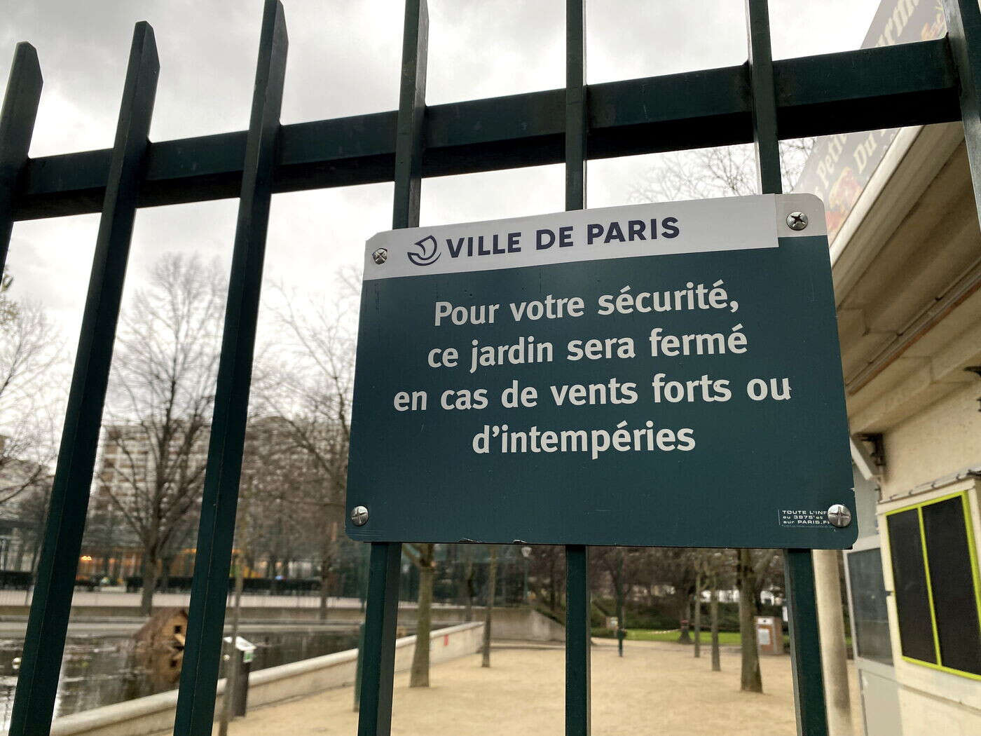 Vents violents à Paris : les parcs sont fermés ce lundi 6 janvier