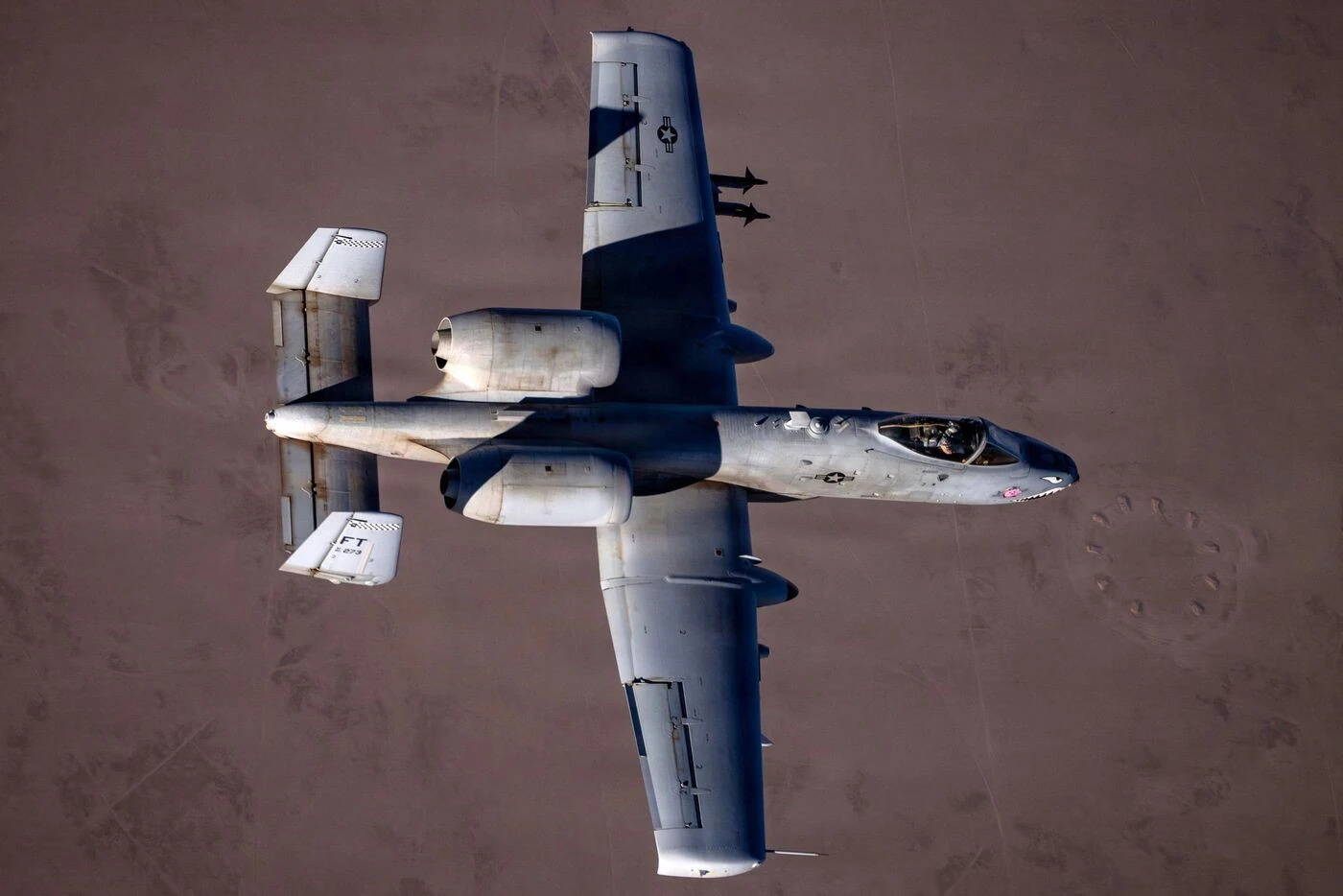 Guerre en Iran : un chasseur F-15 américain pourrait avoir été abattu par un missile chinois