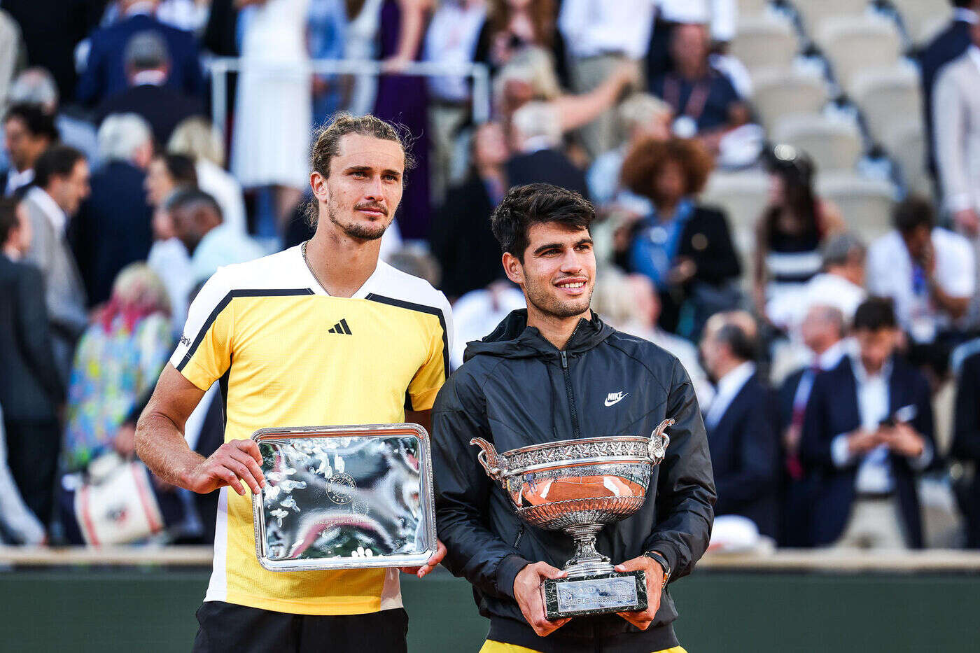 « Il doit provoquer un peu plus » : Zverev, seul face à ses nerfs et Sinner en finale de l’Open d’Australie