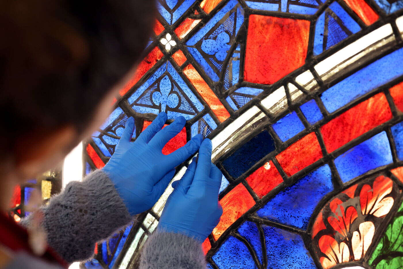 Notre-Dame de Paris : l’artiste Claire Tabouret sélectionnée pour réaliser les nouveaux vitraux