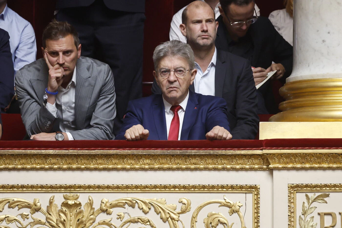 En cas d’élections législatives, le barrage anti-LFI serait désormais plus puissant que le front anti-RN, selon un sondage