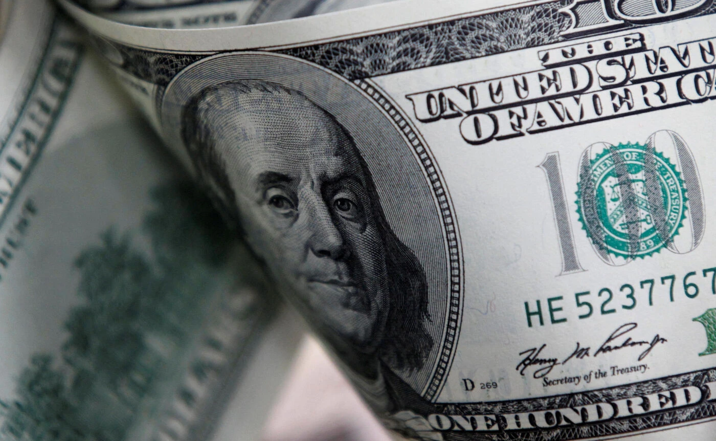 Le dollar sous pression après les critiques de Donald Trump sur le patron de la Fed
