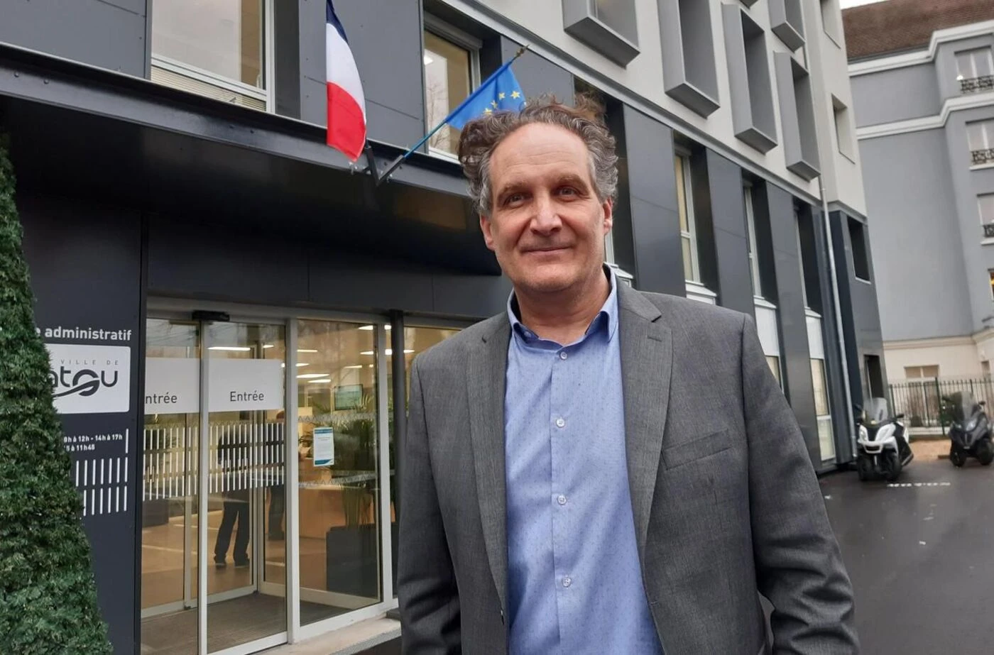 Municipales 2026 : à Chatou, le sénateur Éric Dumoulin veut retrouver la mairie