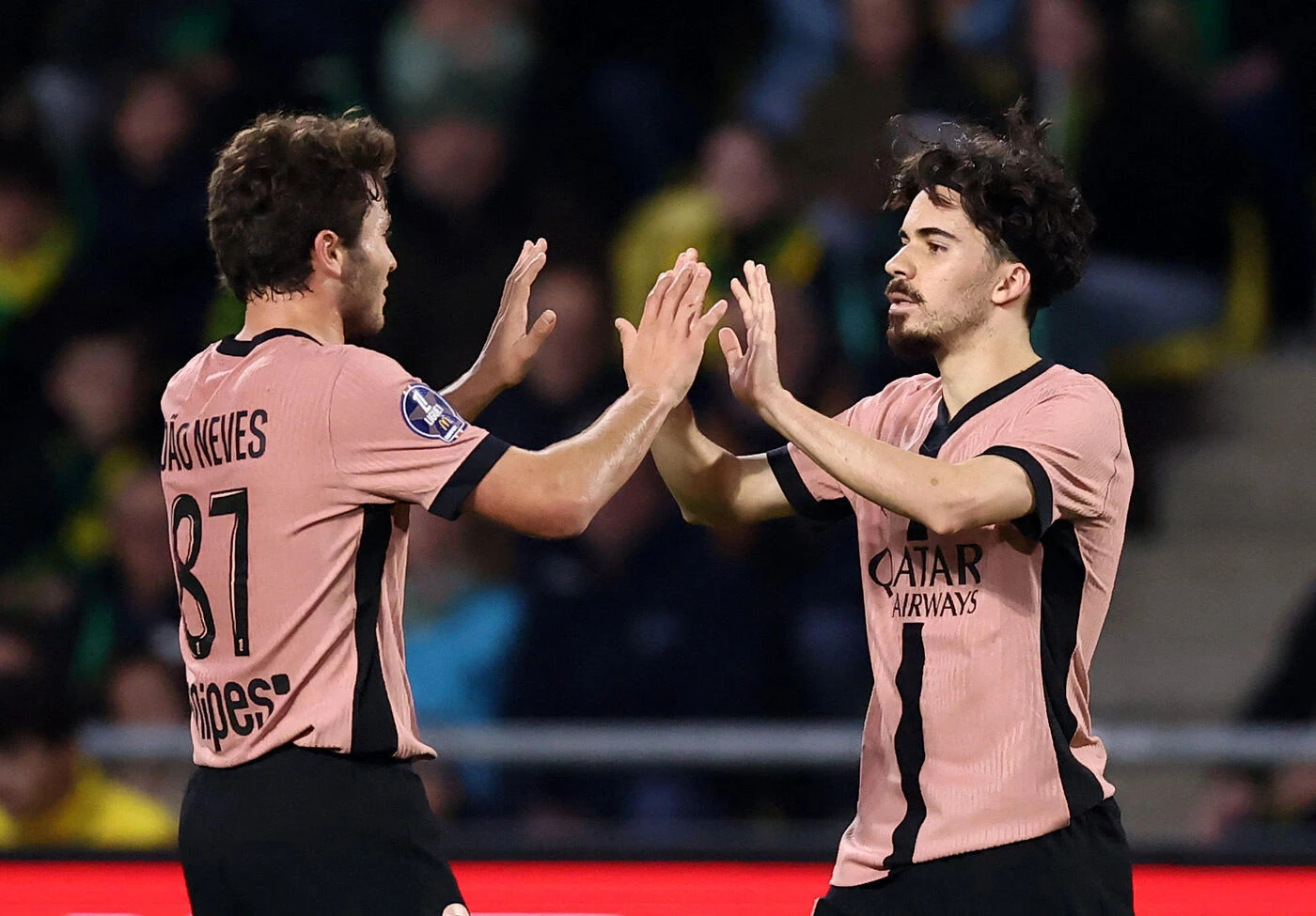 Nantes-PSG : la vidéo de la jolie demi-volée de Vitinha pour l’ouverture du score