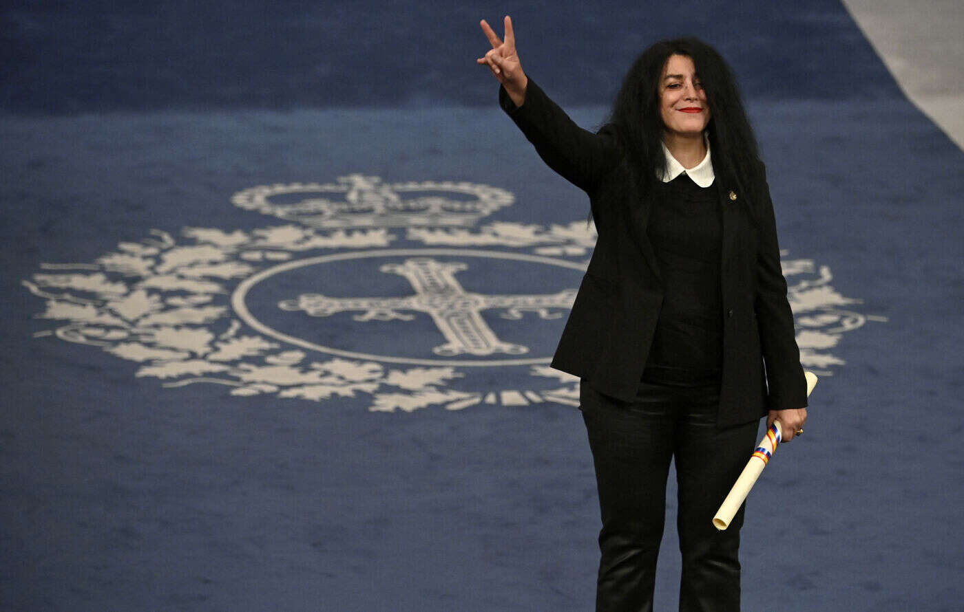 « Une attitude hypocrite de la France vis-à-vis de l’Iran » : l’artiste Marjane Satrapi refuse la légion d’honneur