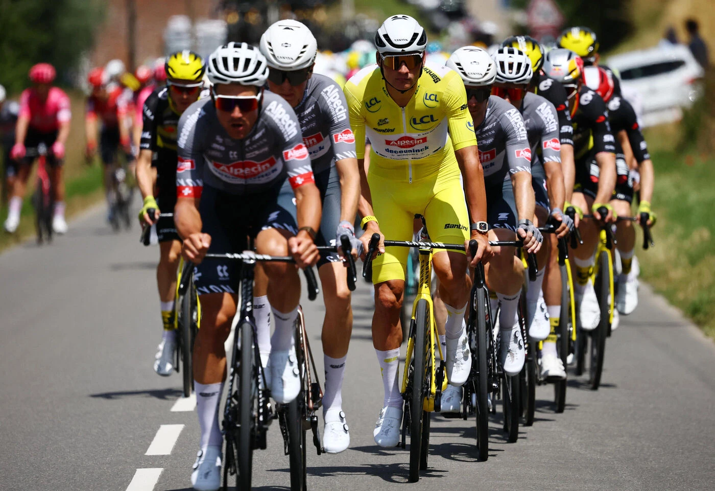 Tour de France : à quelle heure, sur quelle chaîne TV voir la 8e étape de Saint-Méen-le-Grand à Laval ?