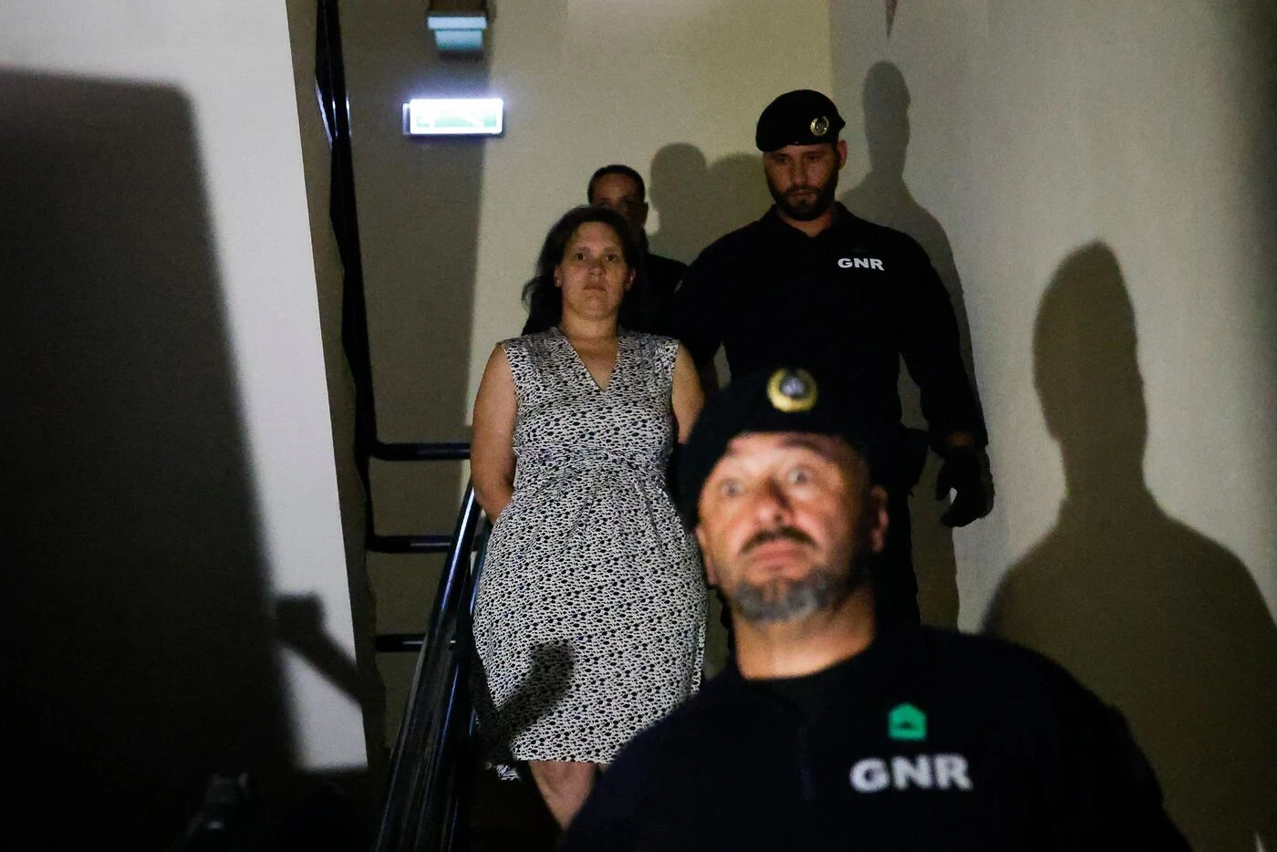 Enfants abandonnés au Portugal : l’audition de la mère et de son compagnon reprend samedi