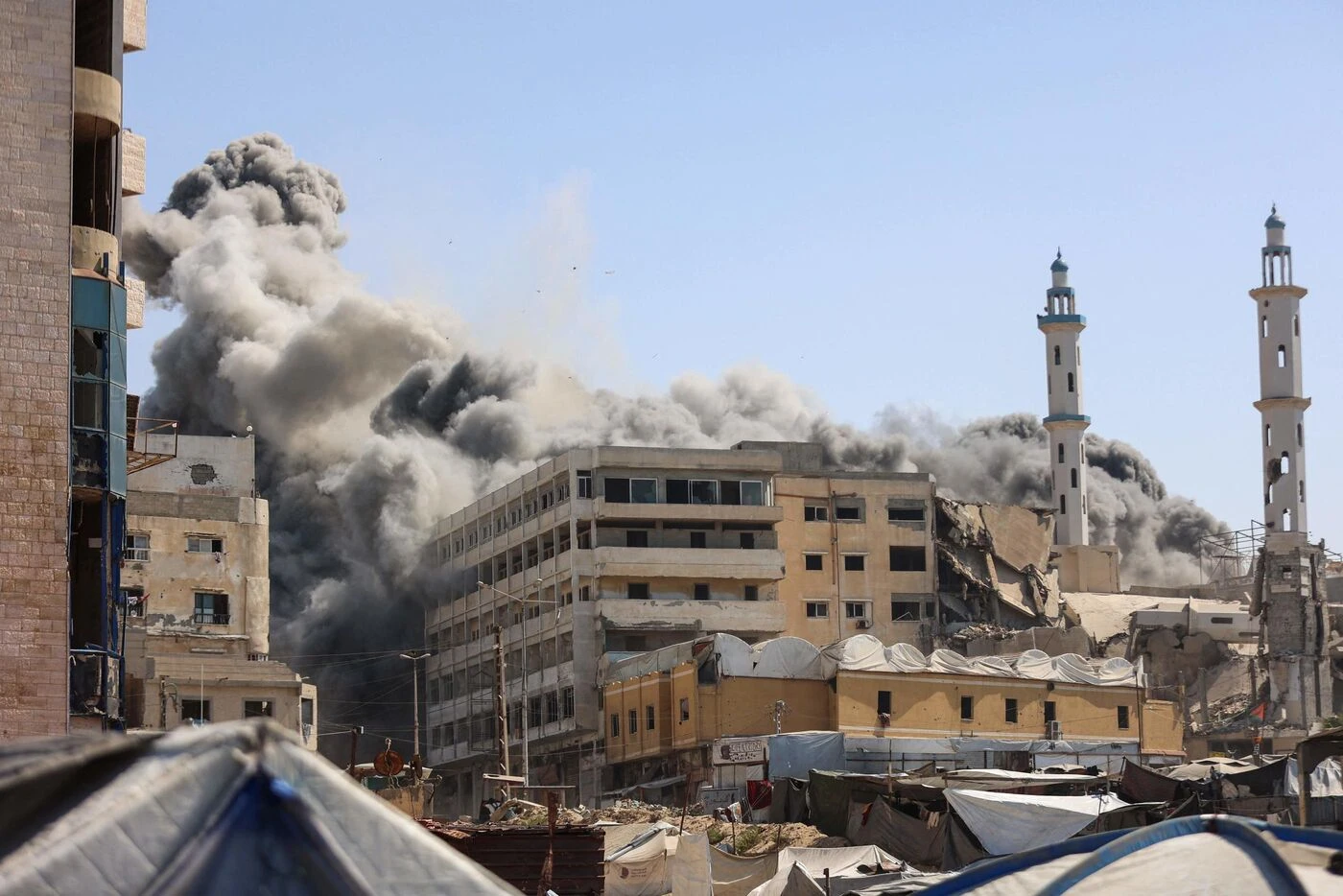 Gaza-ville : une nouvelle salve de frappes aériennes « exceptionnellement intenses » menée par Israël