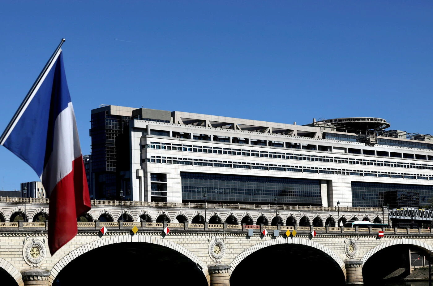 Dette publique : Standard & Poor’s maintient la note de la France
