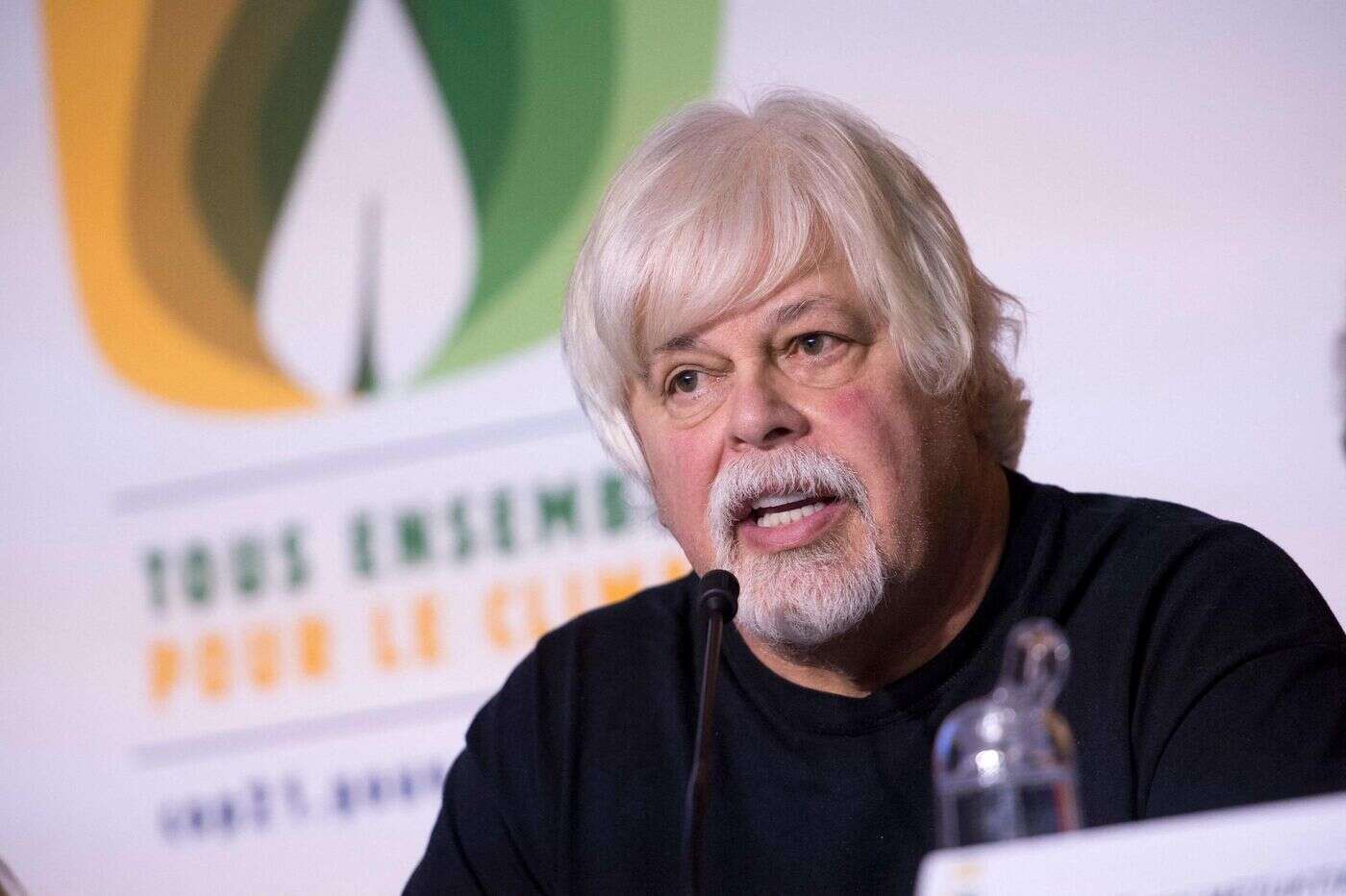 Le militant écologiste Paul Watson reste en prison jusqu’au 18 décembre