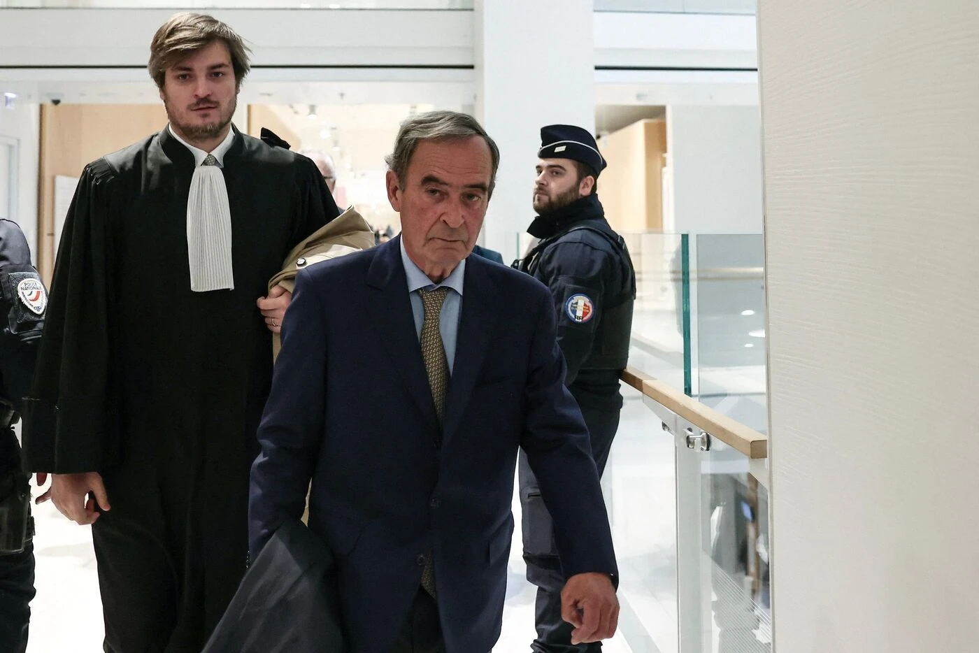 Financement du terrorisme : les ex-dirigeants de Lafarge remis en liberté sous contrôle judiciaire