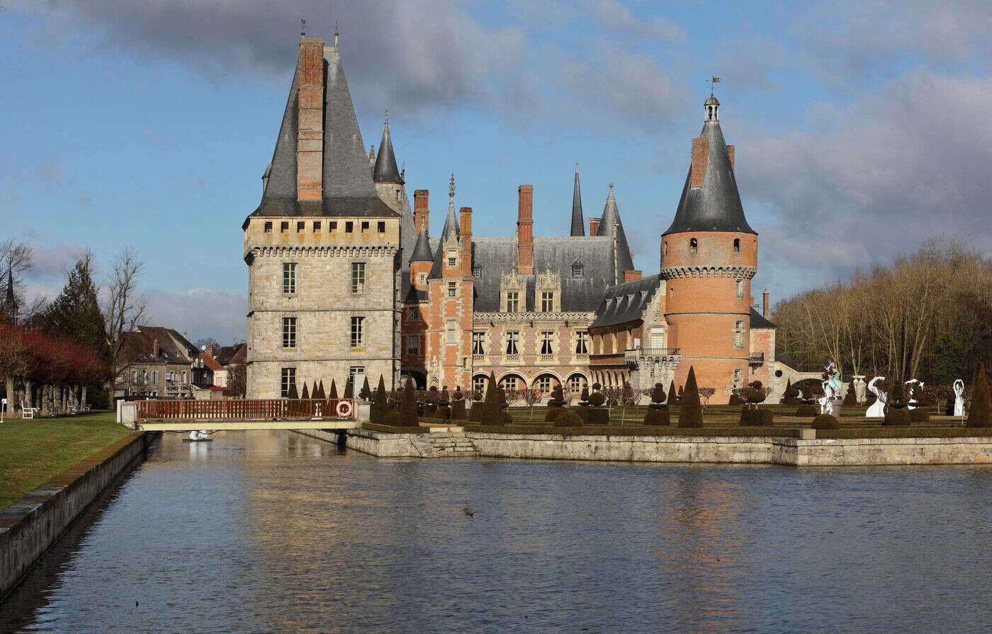 Avant d’être rénovée, la tour carrée du château de Maintenon livre quelques secrets sur sa construction