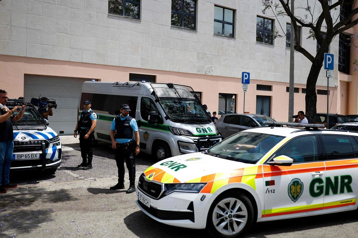Les enfants abandonnés au Portugal ont été confiés à des membres de leur famille en France