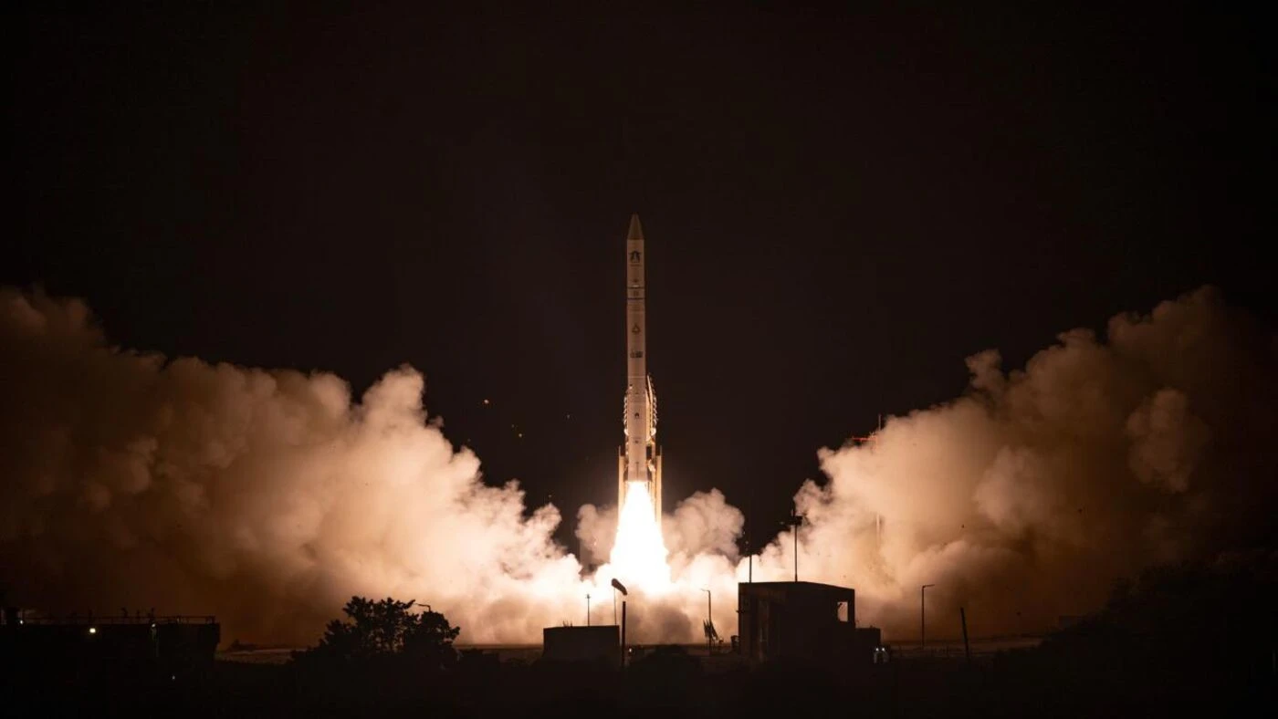 « Un message à tous nos ennemis » : c’est quoi « Ofek 19 », le nouveau satellite espion de l’armée israélienne