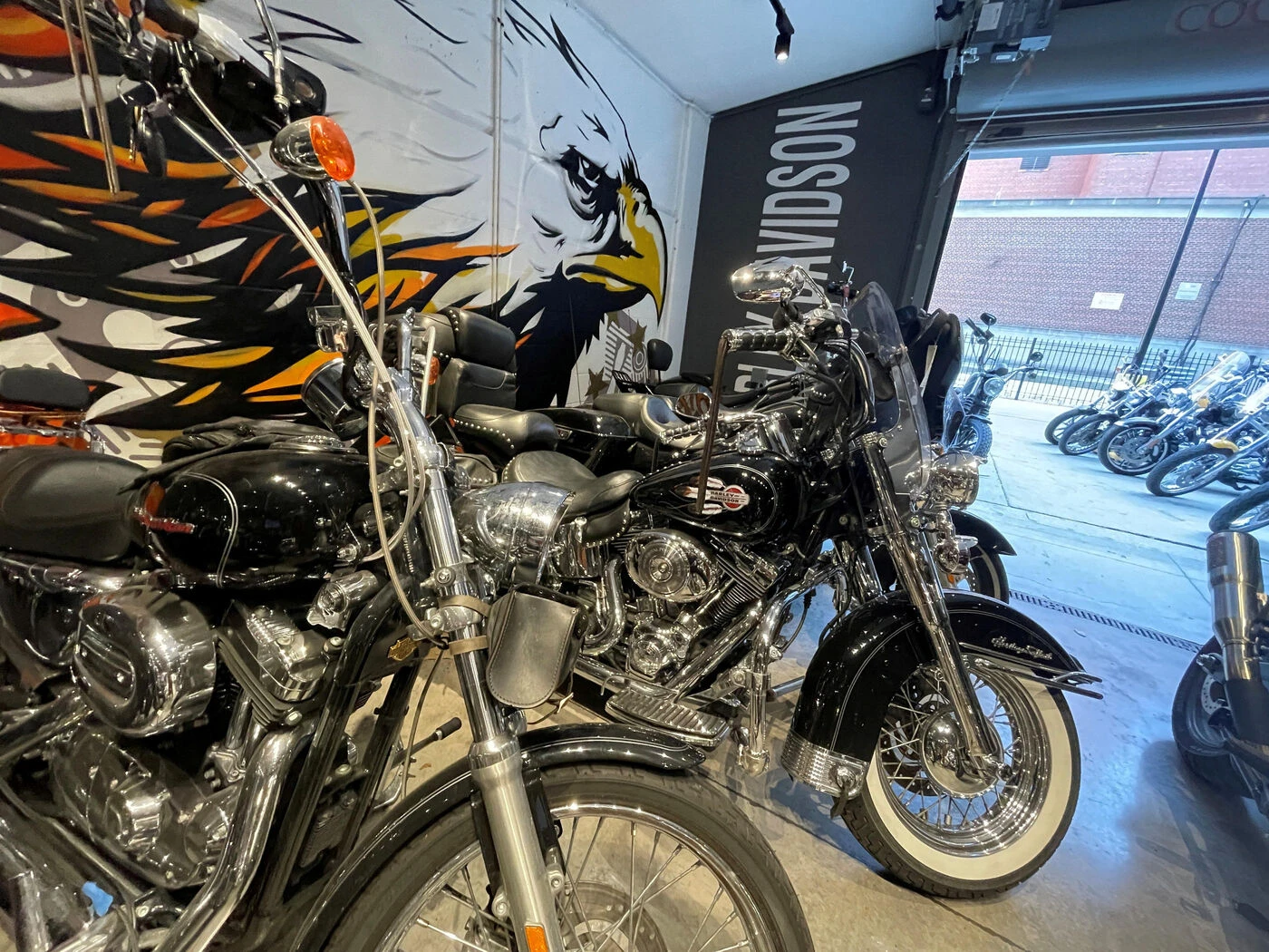 Guerre commerciale : motos, électroménager, groseilles et BTP… ces produits américains que l’UE va taxer davantage